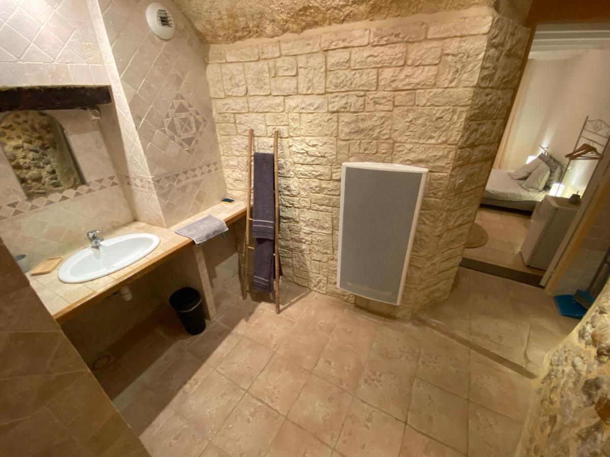 ホテル La Fontaine De Vinsobres エクステリア 写真