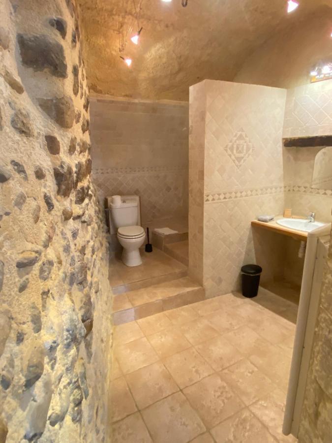 ホテル La Fontaine De Vinsobres エクステリア 写真