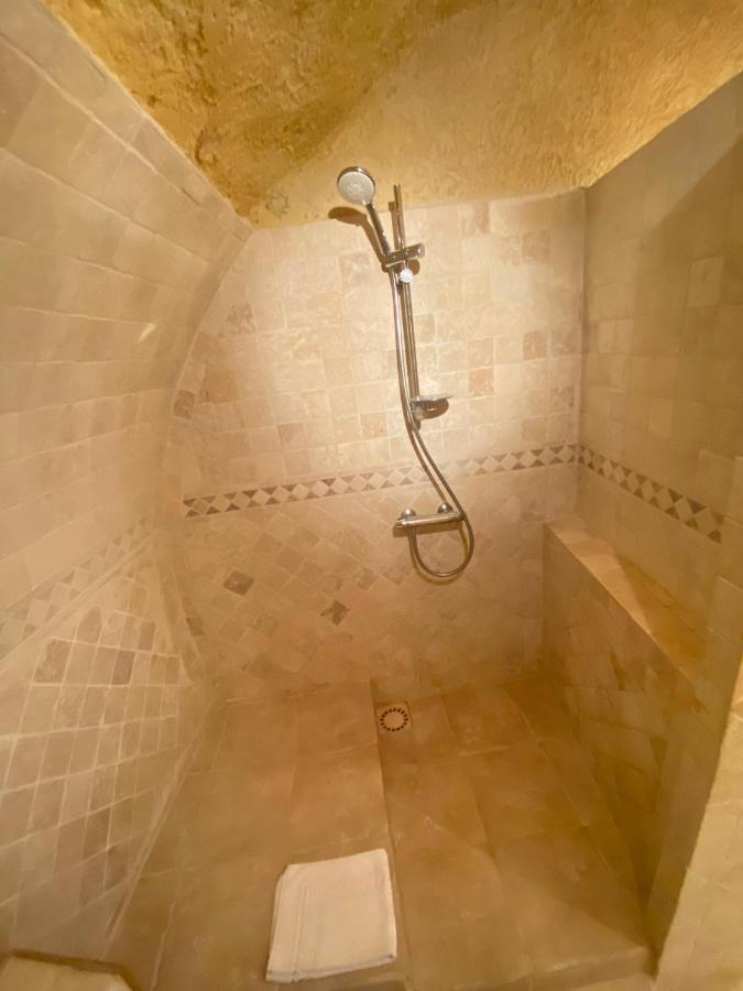 ホテル La Fontaine De Vinsobres エクステリア 写真
