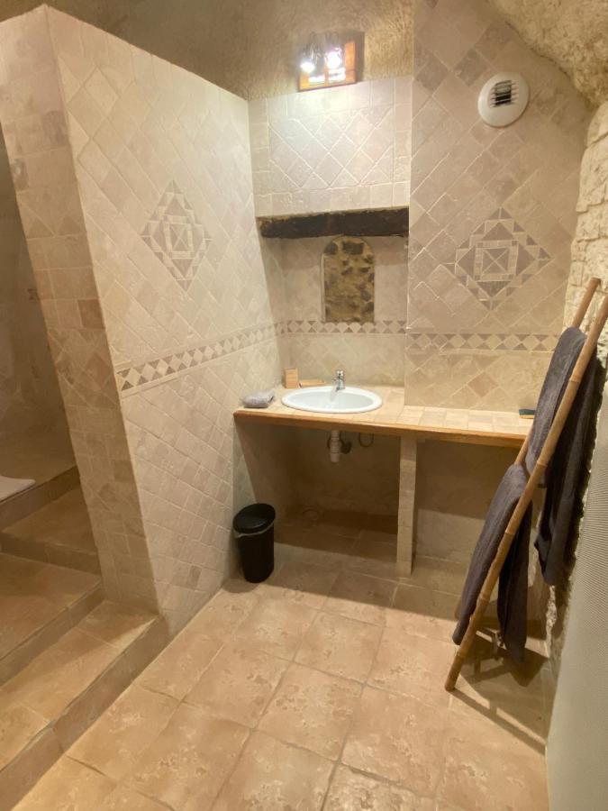 ホテル La Fontaine De Vinsobres エクステリア 写真