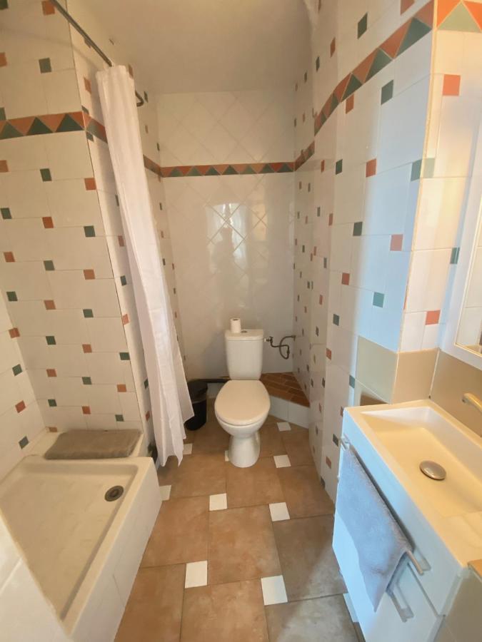 ホテル La Fontaine De Vinsobres エクステリア 写真